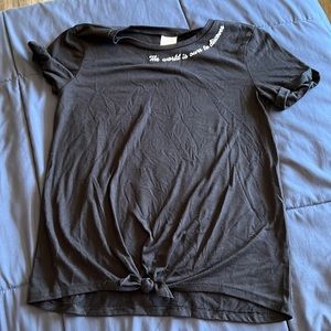 L 10-12 Girls Black Tee